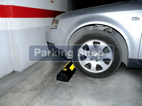 Topes de parking de CAUCHO modelo COMPAC - Parking Shop – productos de  señalización, protección y seguridad vial